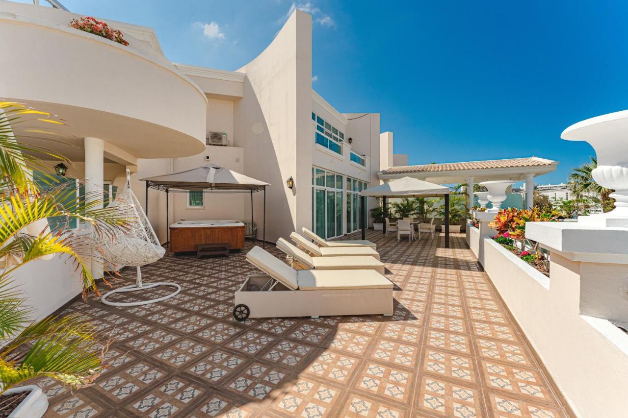 Flamingo Boutique Hotel 4*